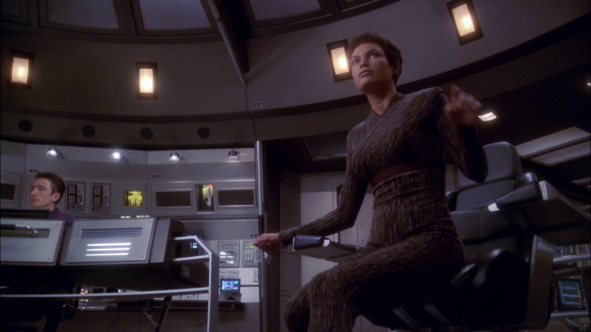 extant_StarTrek_ENT_1x26-_ShockwavePart1_3417.jpg