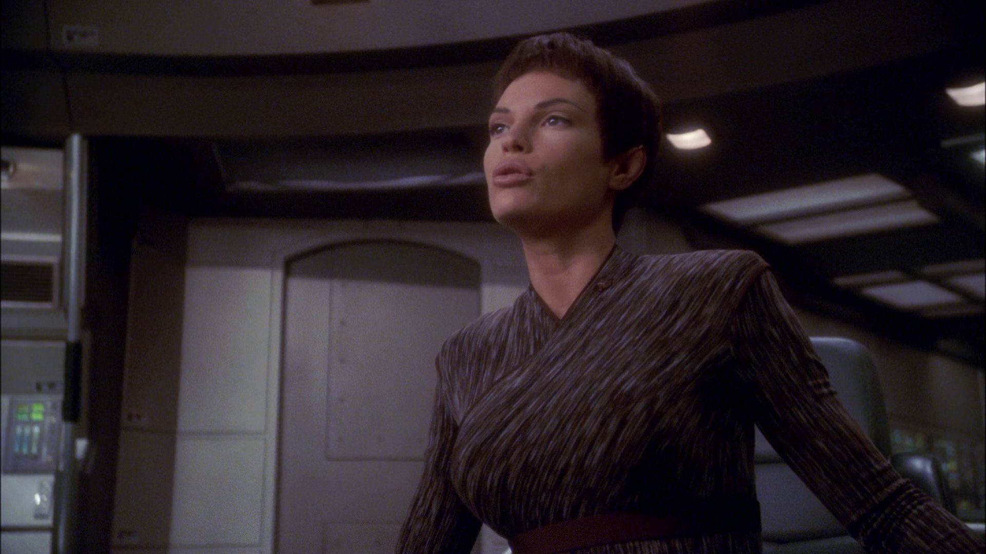extant_StarTrek_ENT_1x26-_ShockwavePart1_3447.jpg