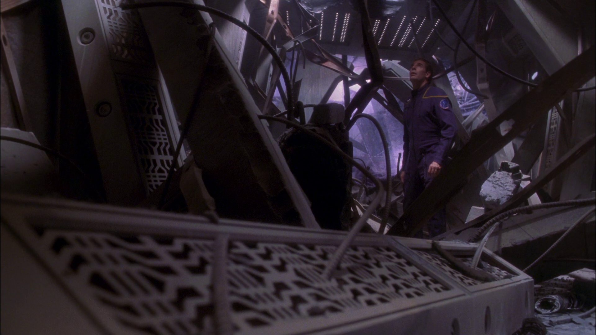 extant_StarTrek_ENT_1x26-_ShockwavePart1_3496.jpg