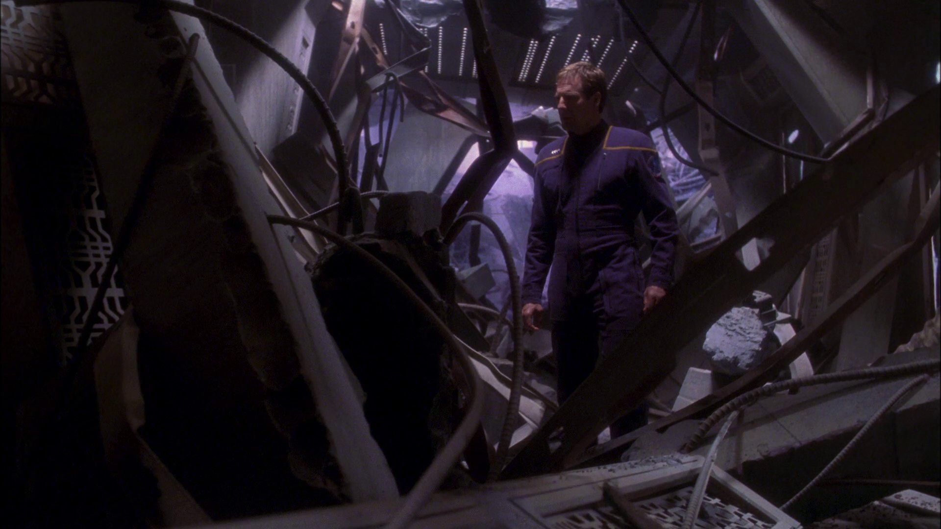extant_StarTrek_ENT_1x26-_ShockwavePart1_3501.jpg