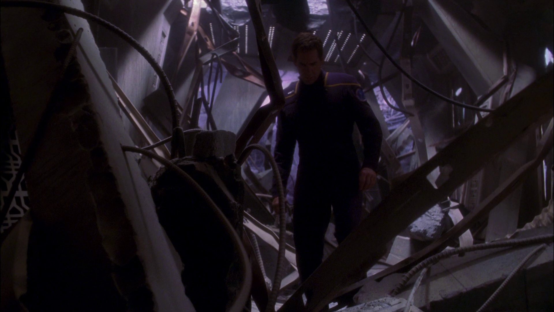 extant_StarTrek_ENT_1x26-_ShockwavePart1_3503.jpg